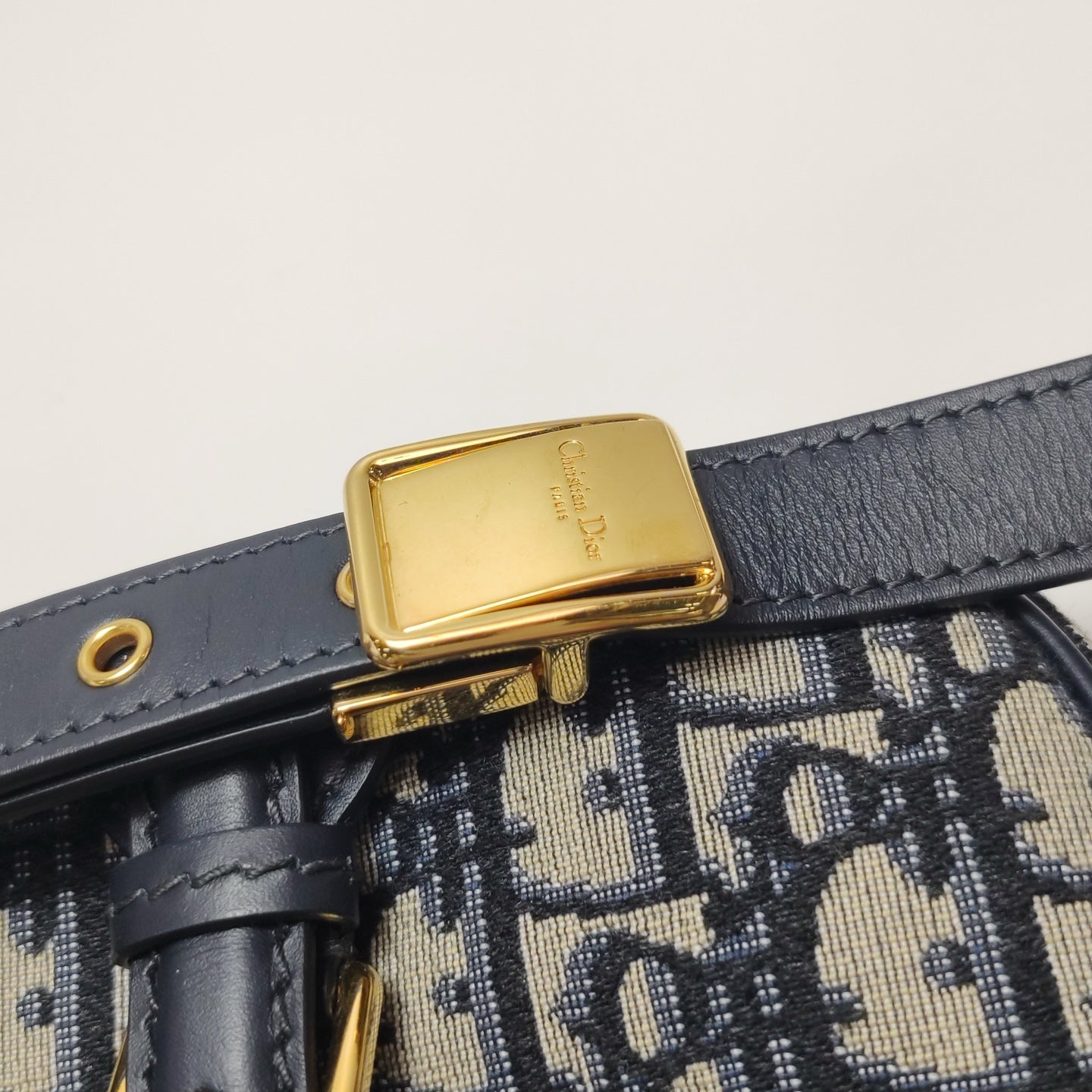 Dior Canvas Crossbody M9317UTZQ_M928