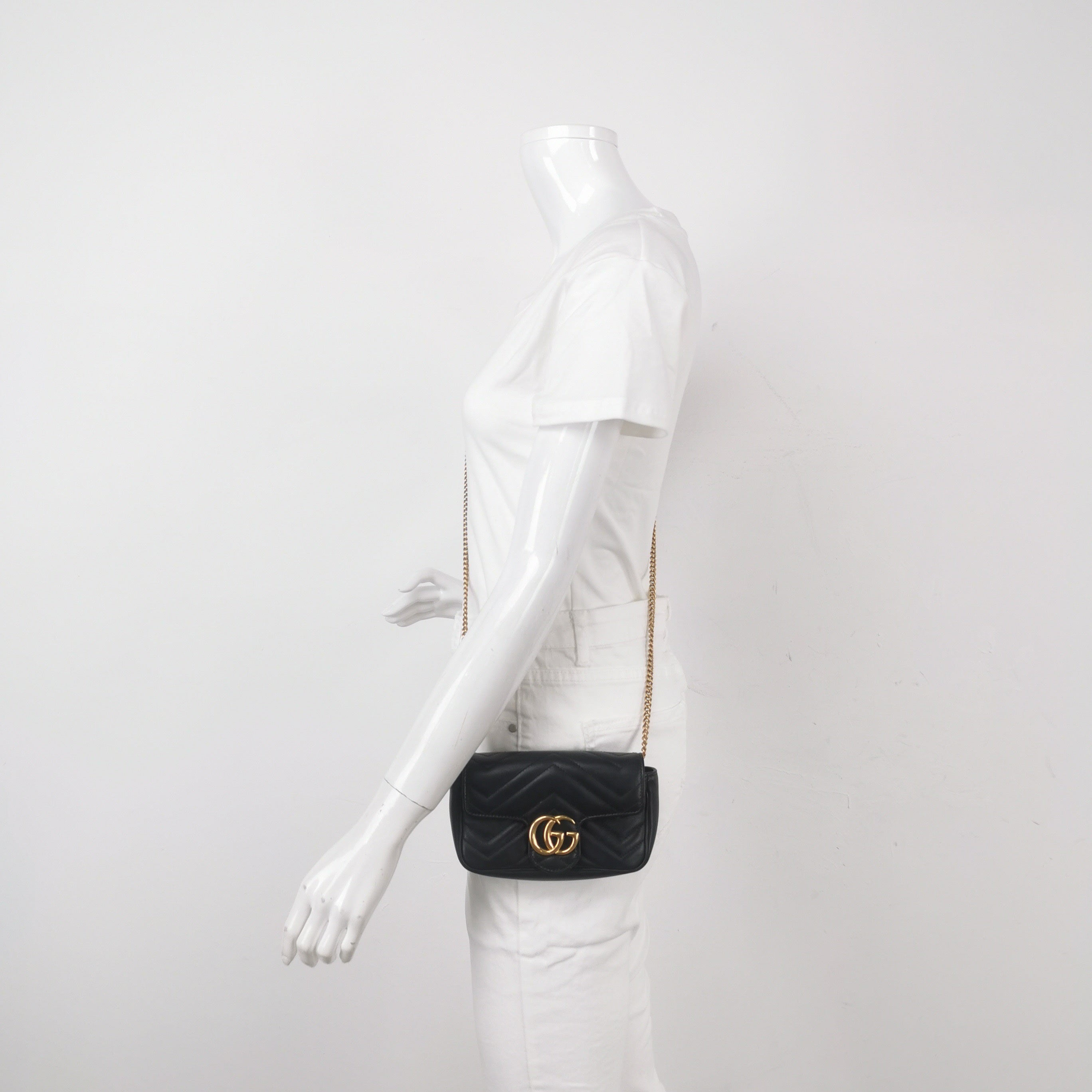 Gucci 476433DSVRT1000