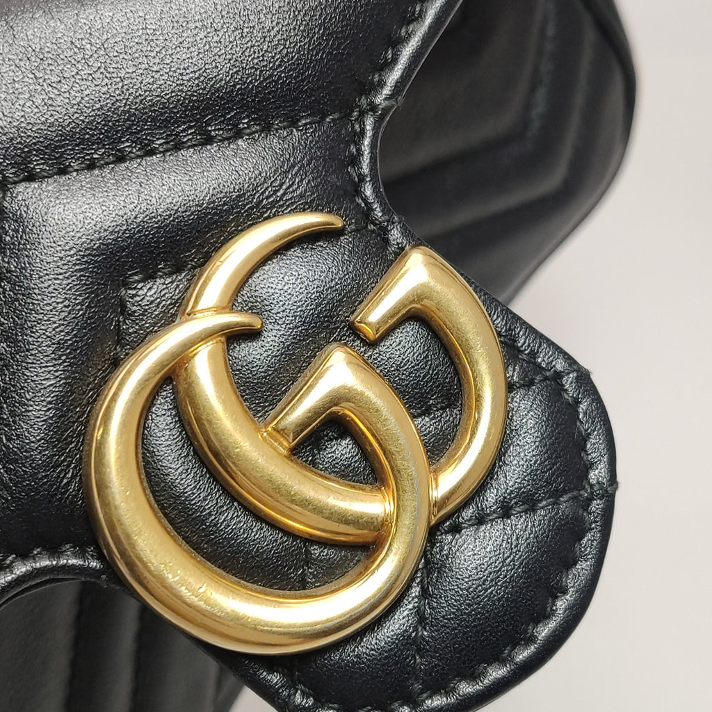 Gucci 476433DSVRT1000