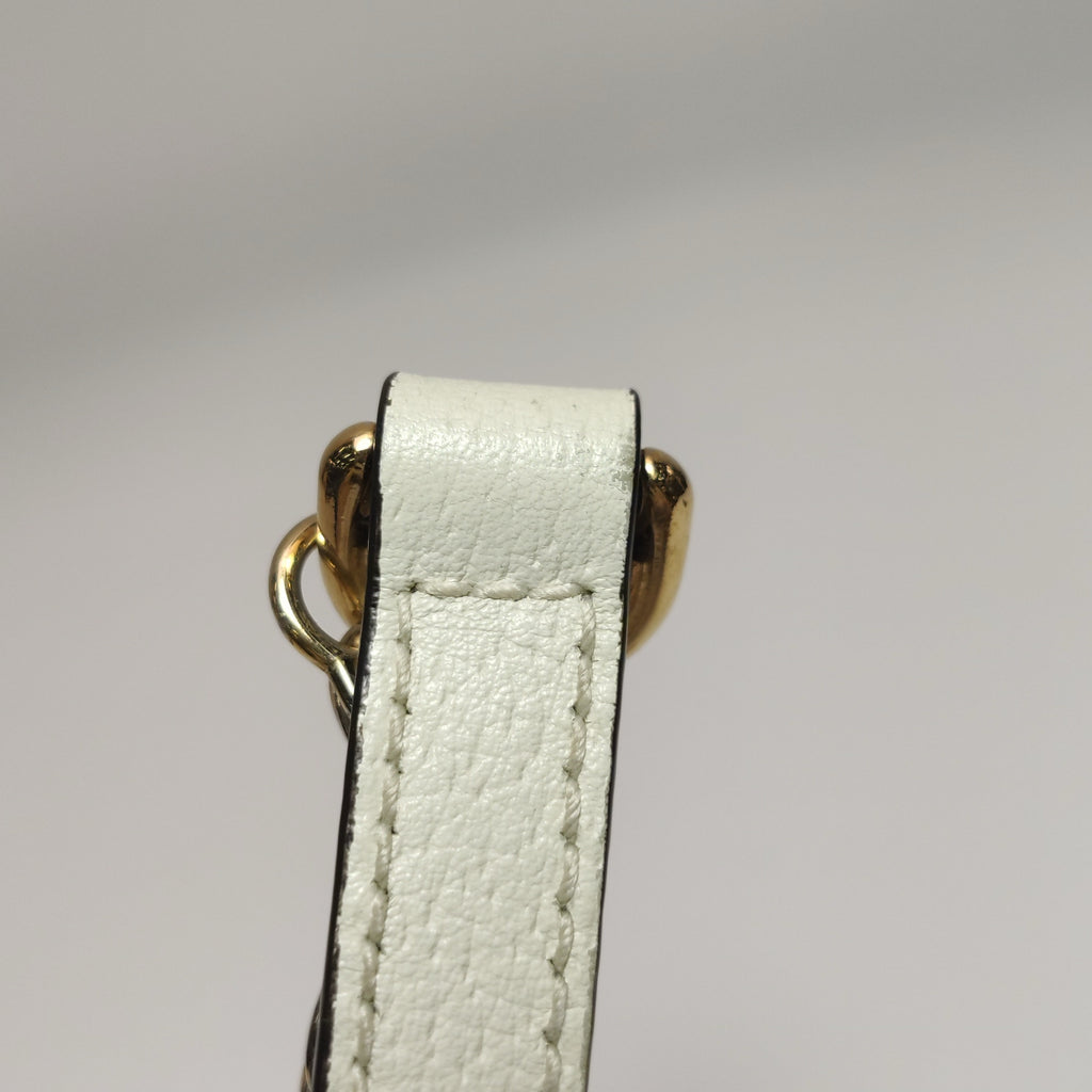 Gucci Canvas Crossbody 550618-CWG1G-8454