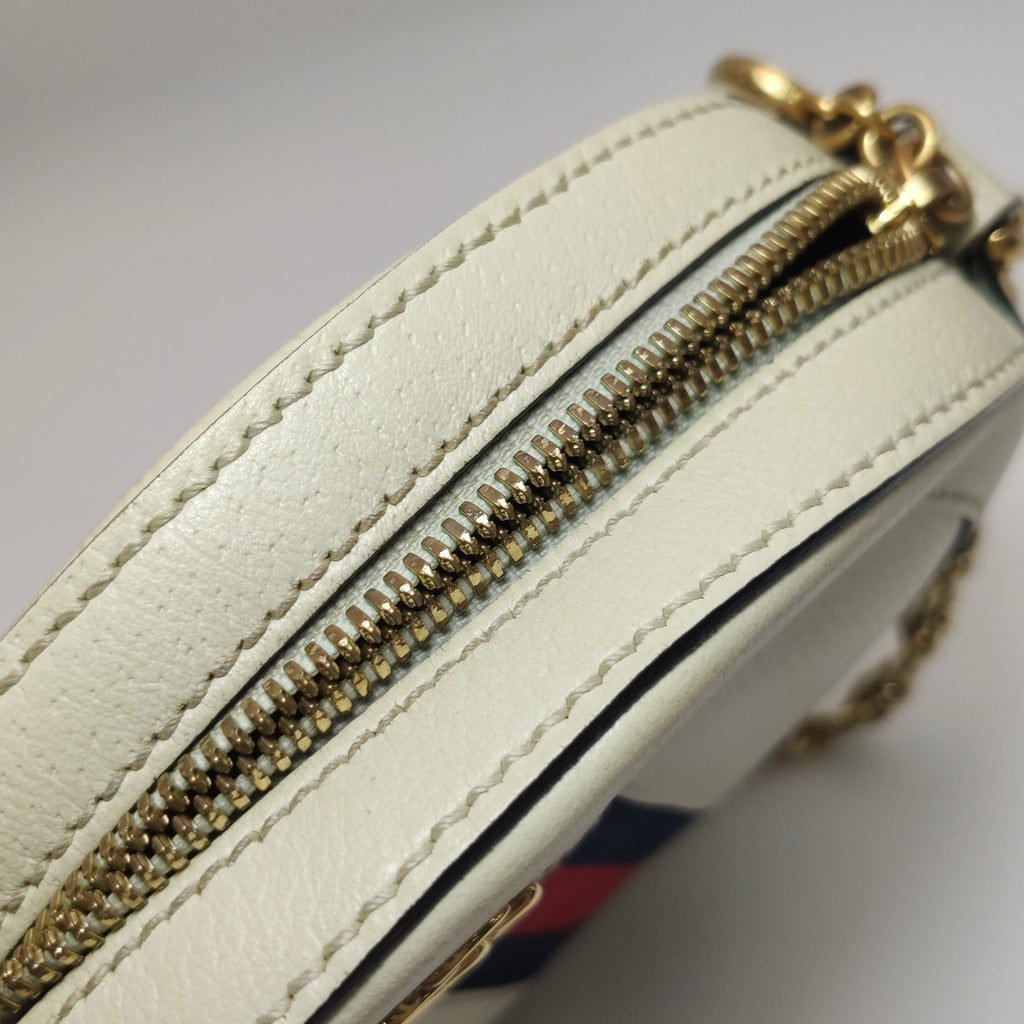 Gucci Canvas Crossbody 550618-CWG1G-8454