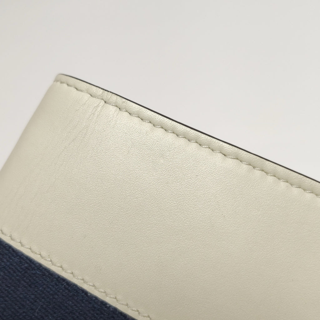 Gucci Canvas Crossbody 494646CWLSG8454