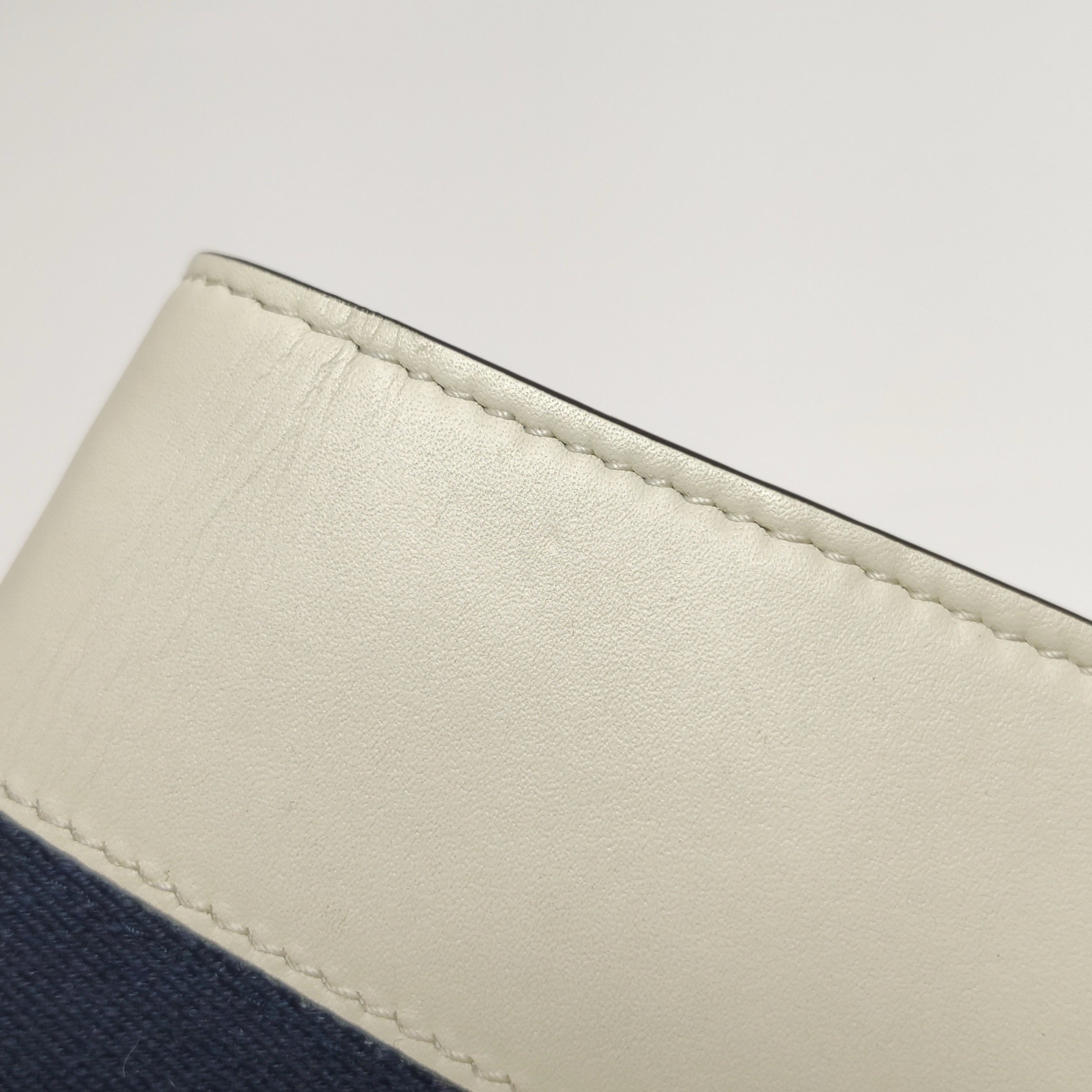 Gucci Canvas Crossbody 494646CWLSG8454
