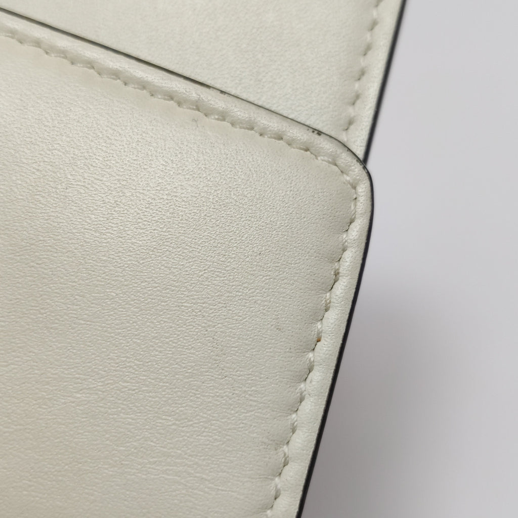 Gucci Canvas Crossbody 494646CWLSG8454
