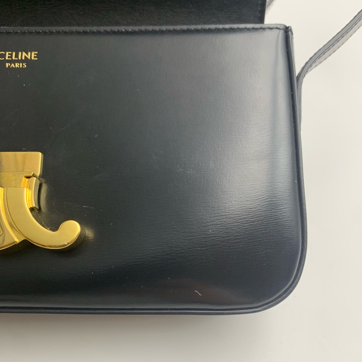 Celine TRIOMPHE Glossy Cowhide Shoulder Bag 194143BF4.38NO