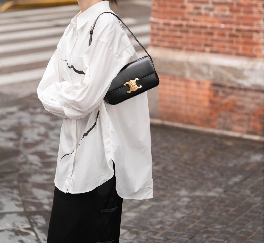 Celine TRIOMPHE Glossy Cowhide Shoulder Bag 194143BF4.38NO