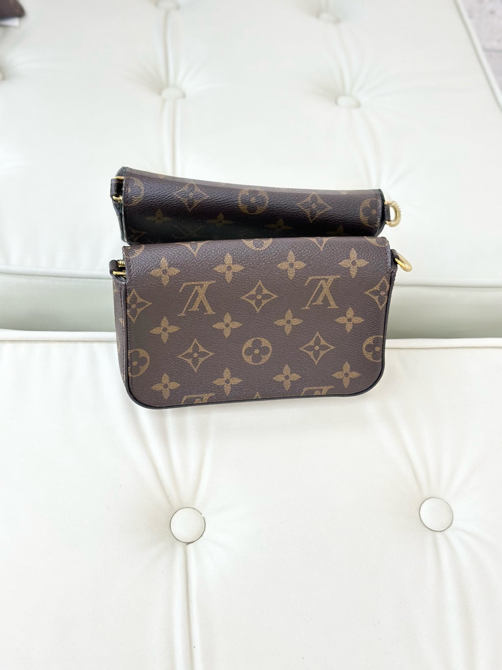Louis Vuitton Crossbody