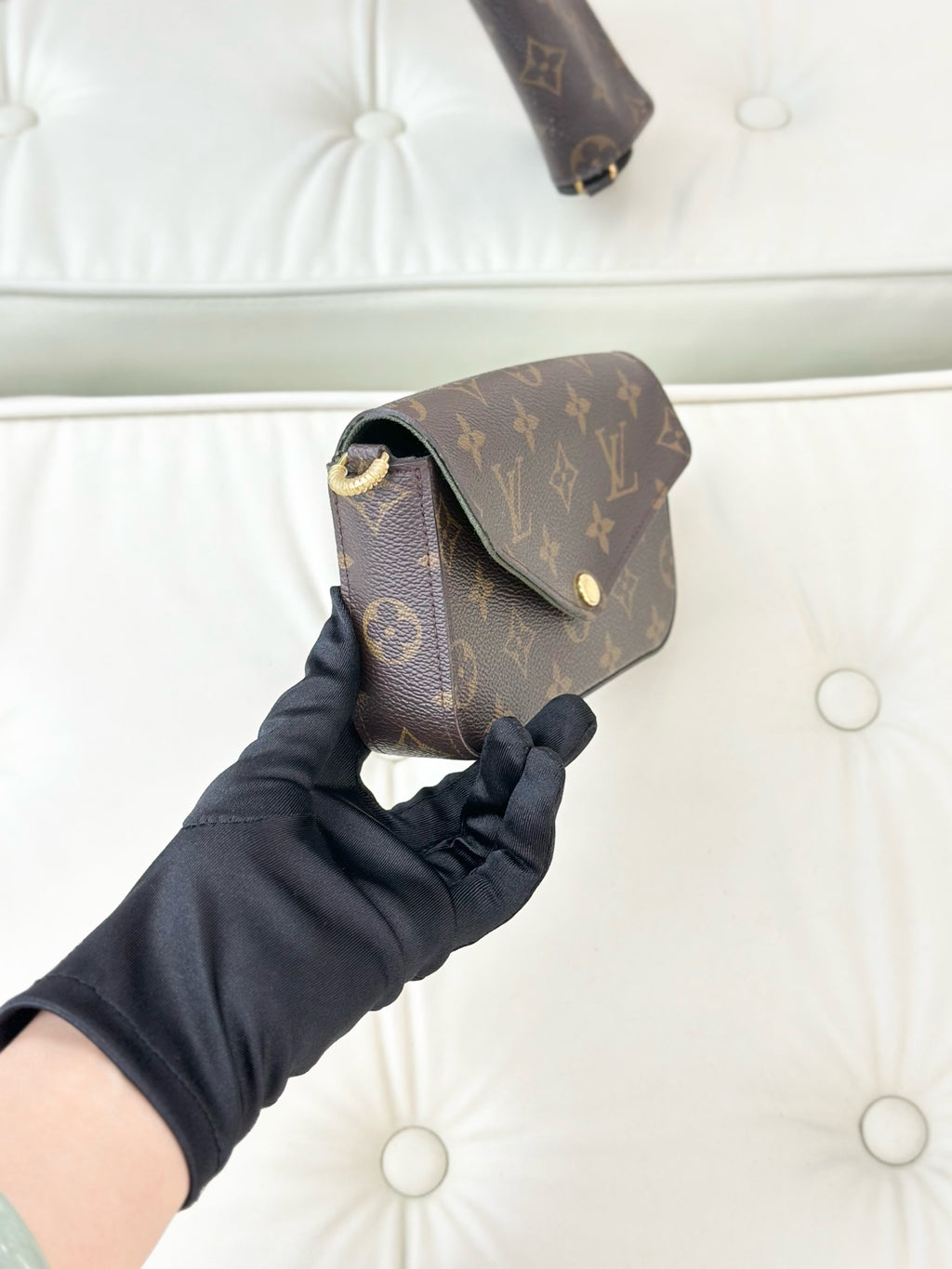 Louis Vuitton Crossbody