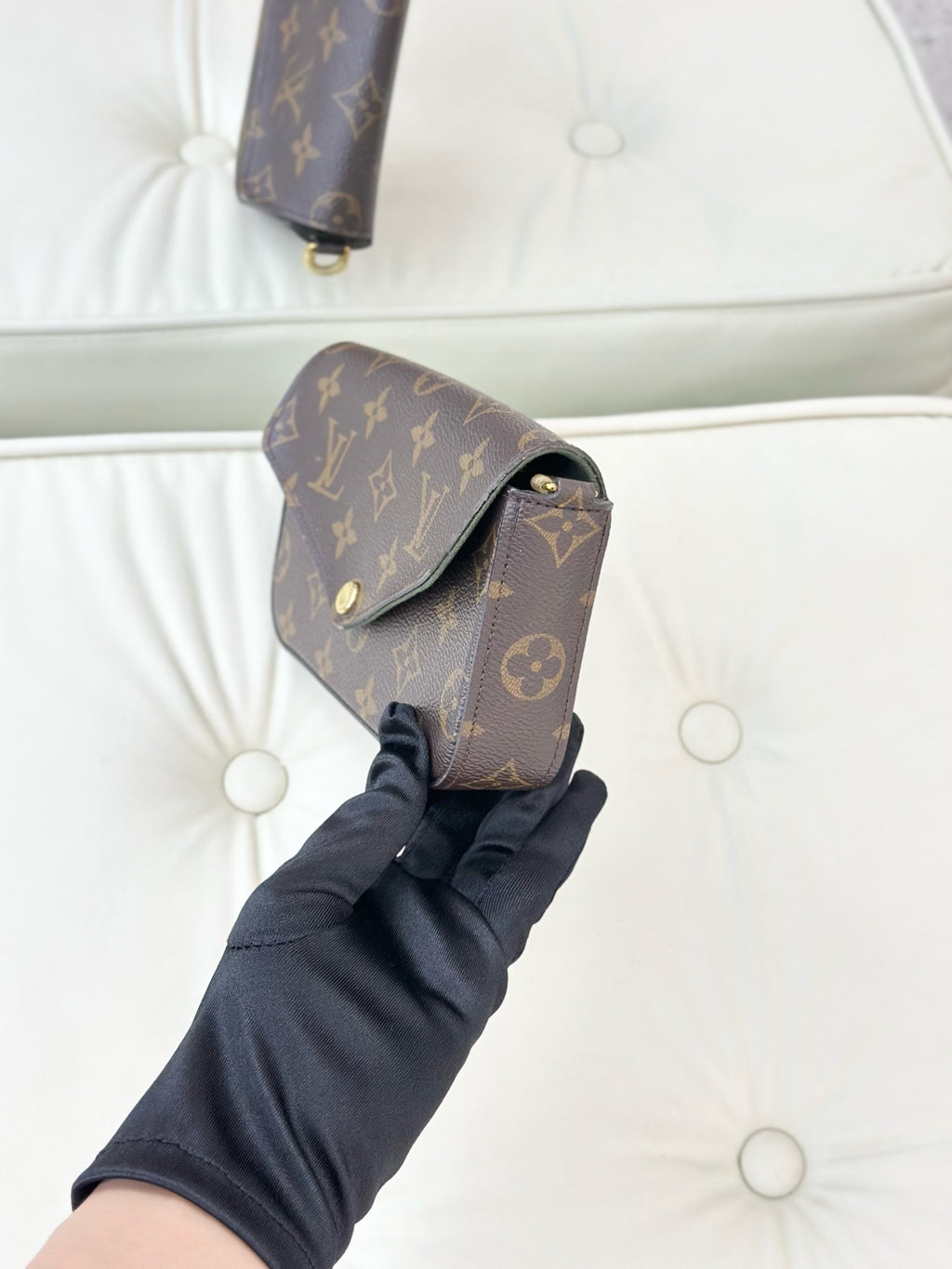 Louis Vuitton Crossbody