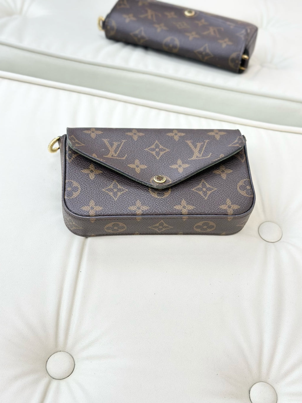 Louis Vuitton Crossbody