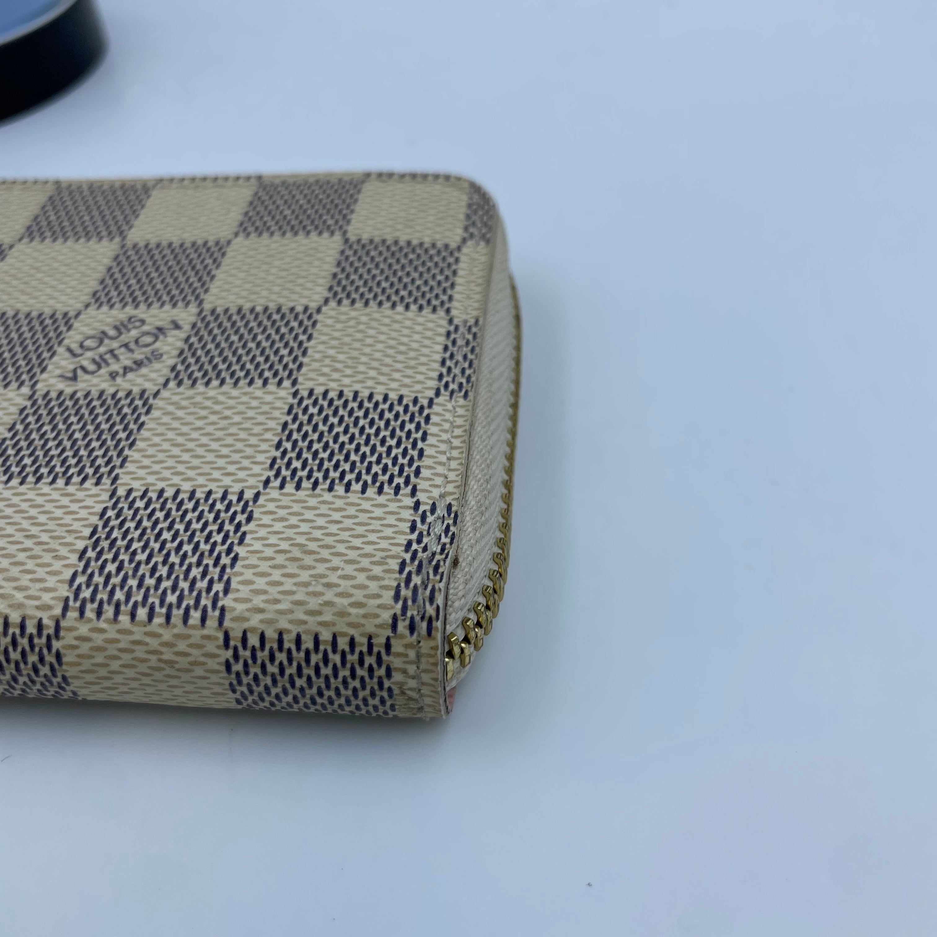 Louis Vuitton White