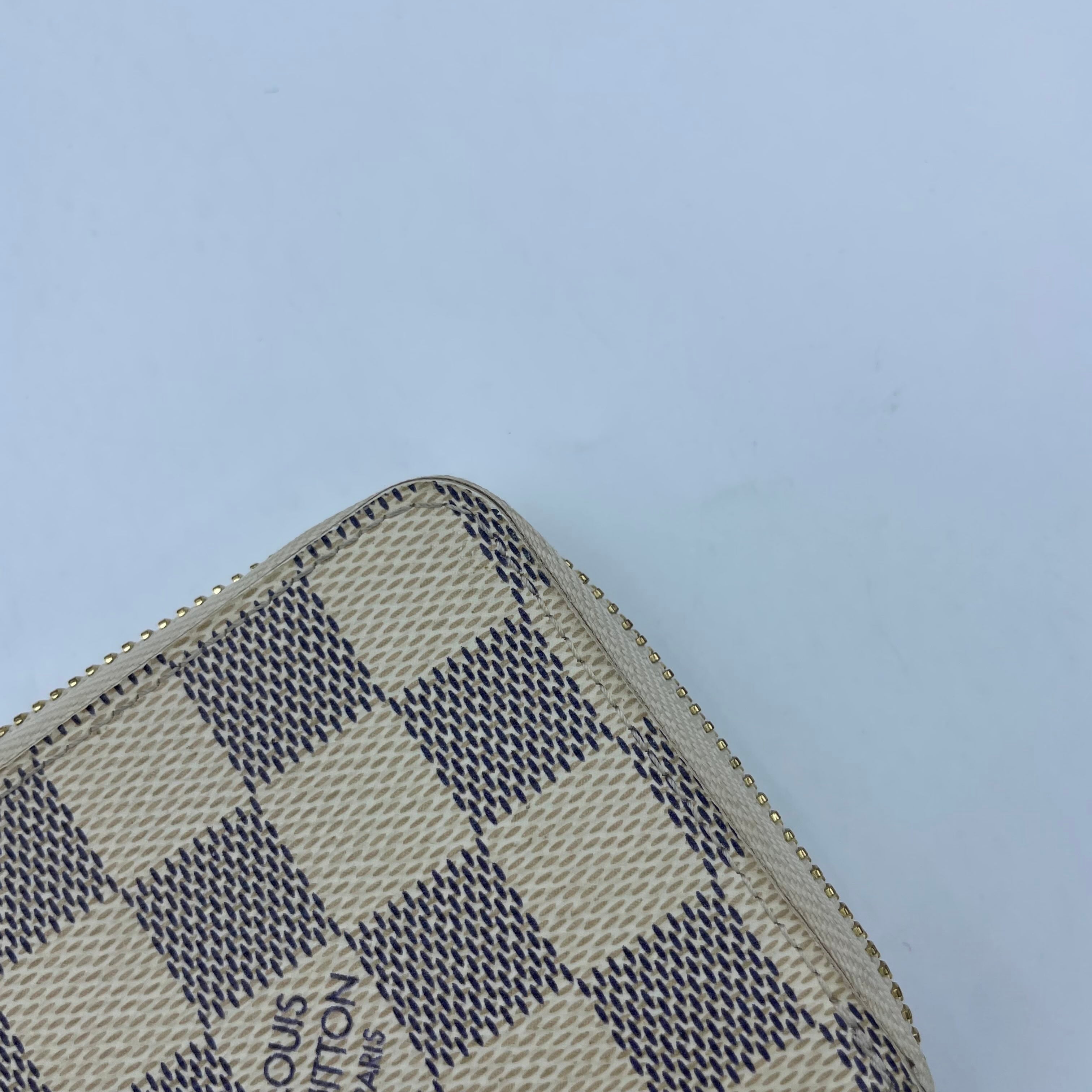 Louis Vuitton White