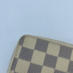 Louis Vuitton White