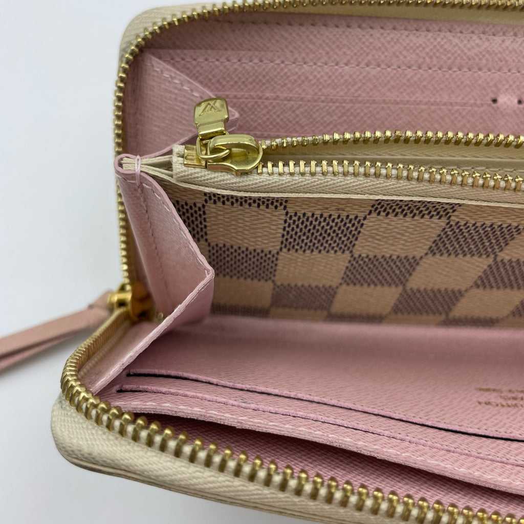 Louis Vuitton White