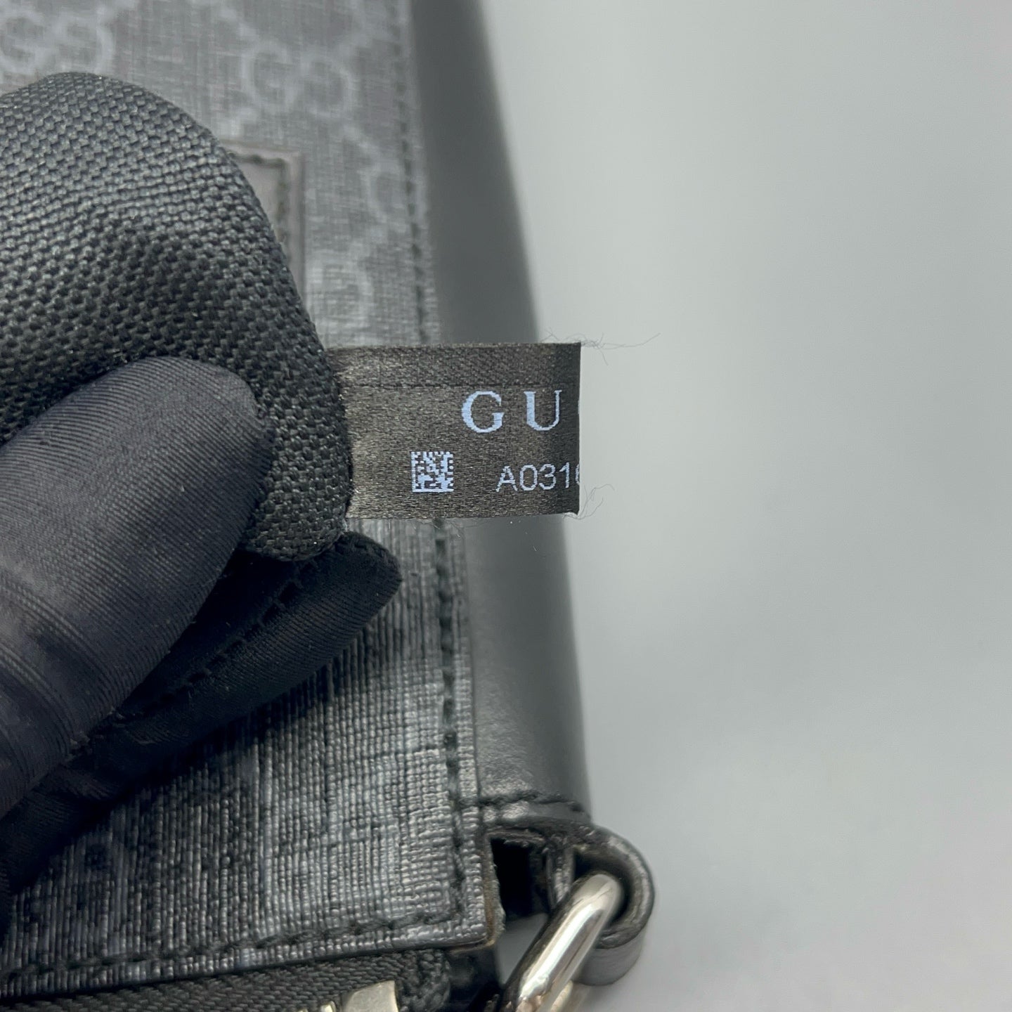 Gucci Messenger Bag