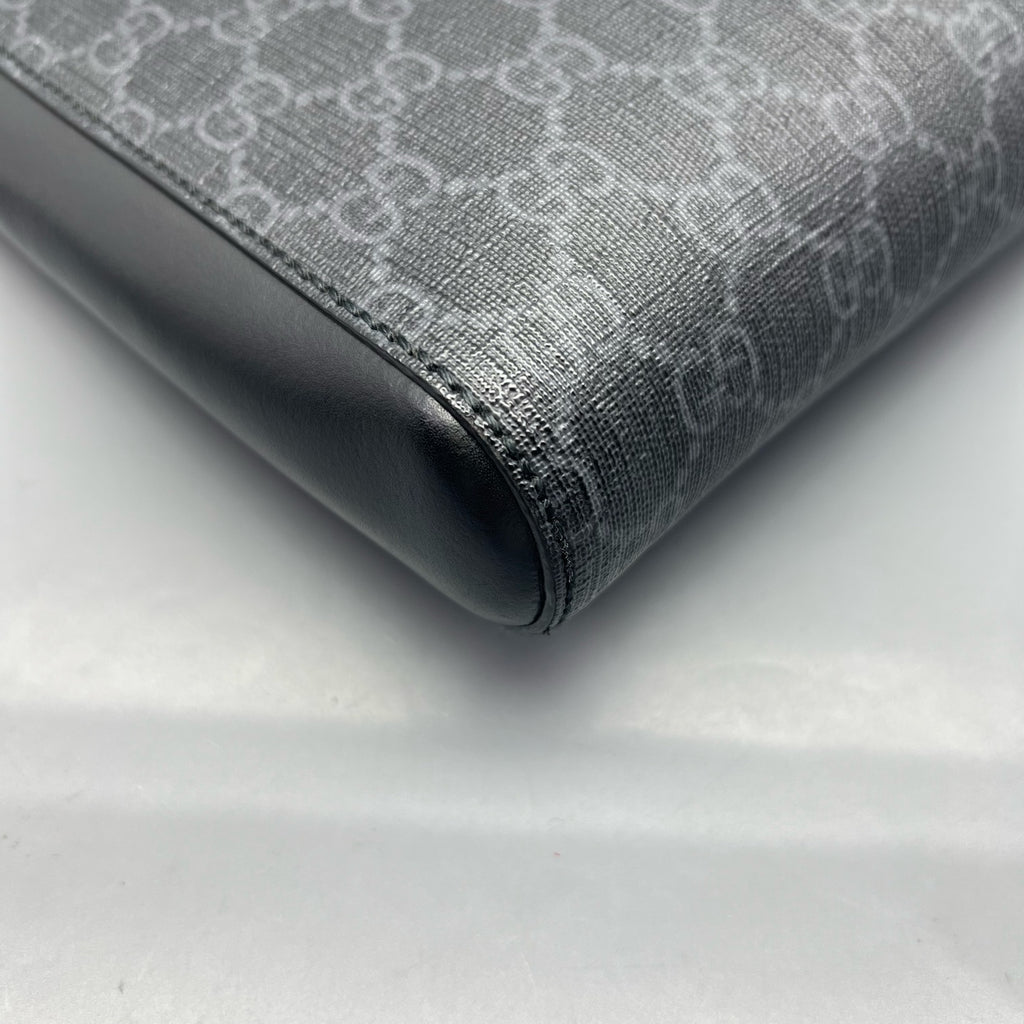 Gucci Messenger Bag