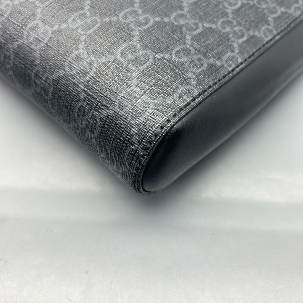 Gucci Messenger Bag