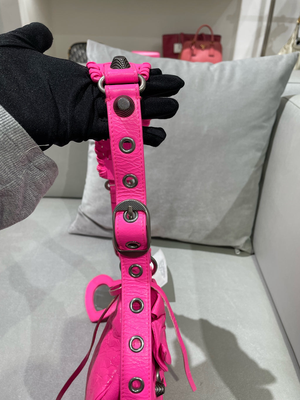 Balenciaga LE CAGOLE Pink 6713092AAIU5634