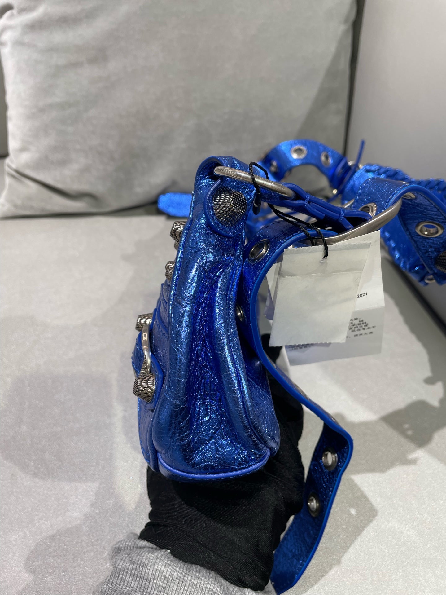 Balenciaga Metal Blue 6713090GT3Y4023