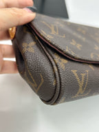 Louis Vuitton Crossbody