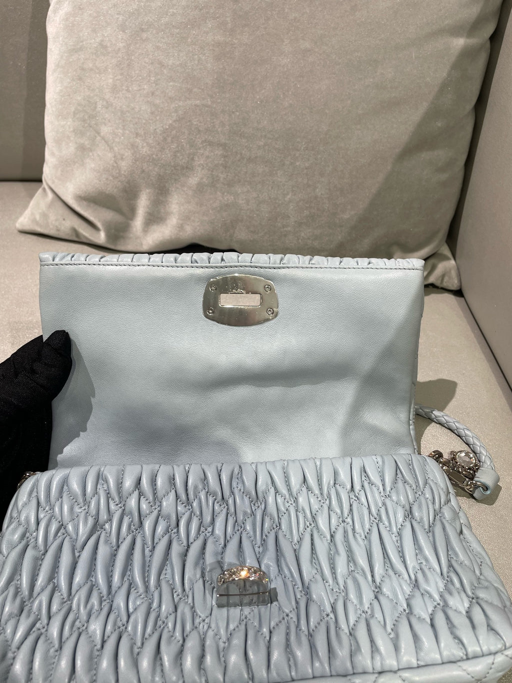 Miu Miu Crossbody 5BD130-2B8G-F0009