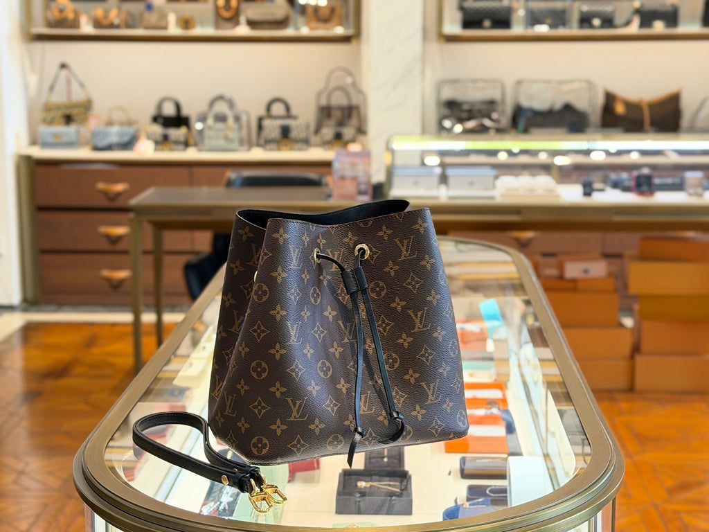 Louis Vuitton Néonoé Canvas M44020