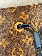Louis Vuitton Néonoé Canvas M44020