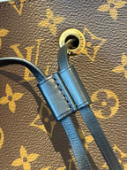Louis Vuitton Néonoé Canvas M44020