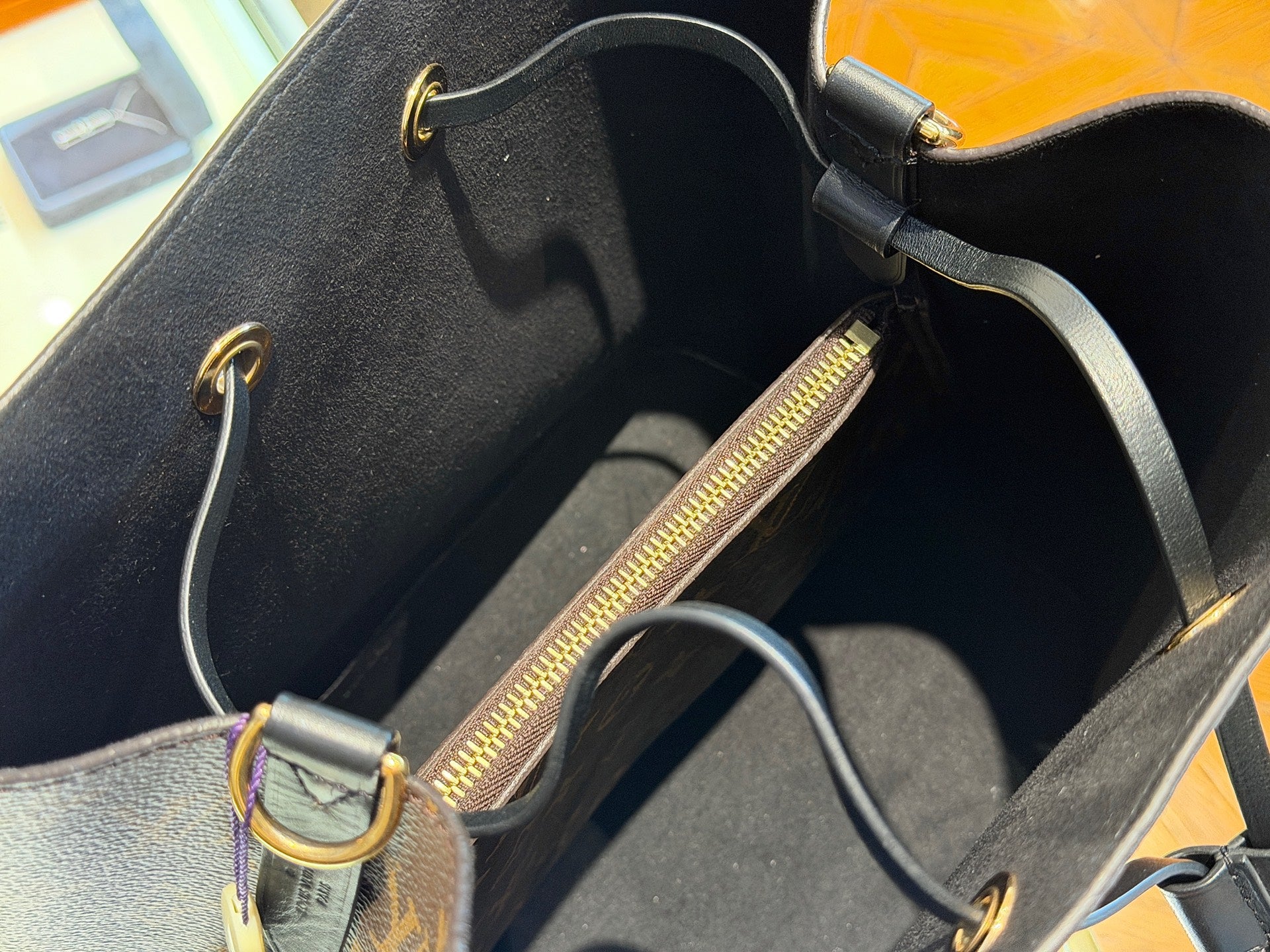 Louis Vuitton Néonoé Canvas M44020