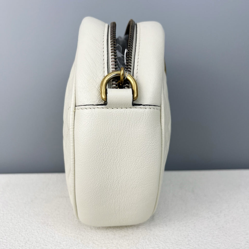 Gucci Leather White 5501540OLET9022