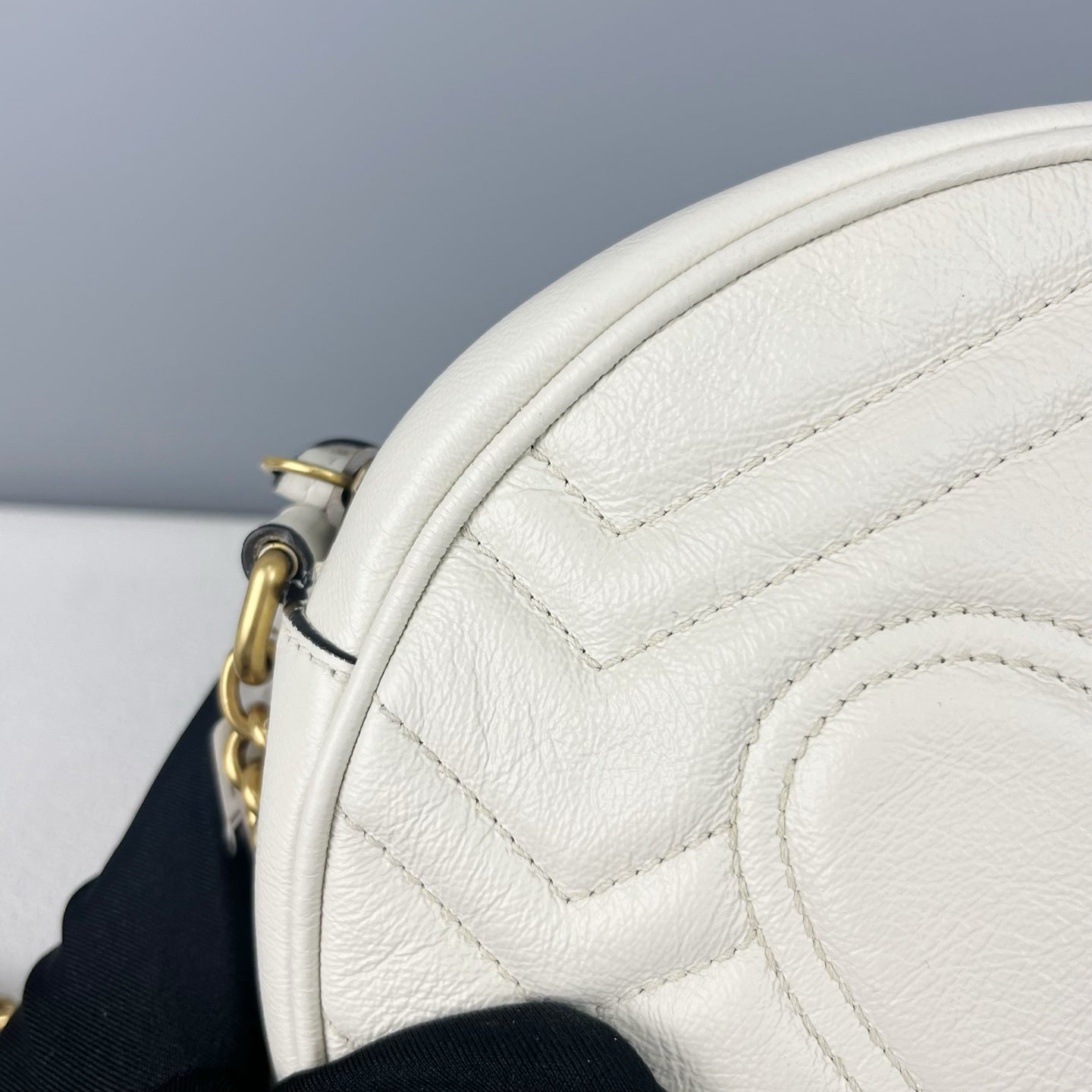 Gucci Leather White 5501540OLET9022