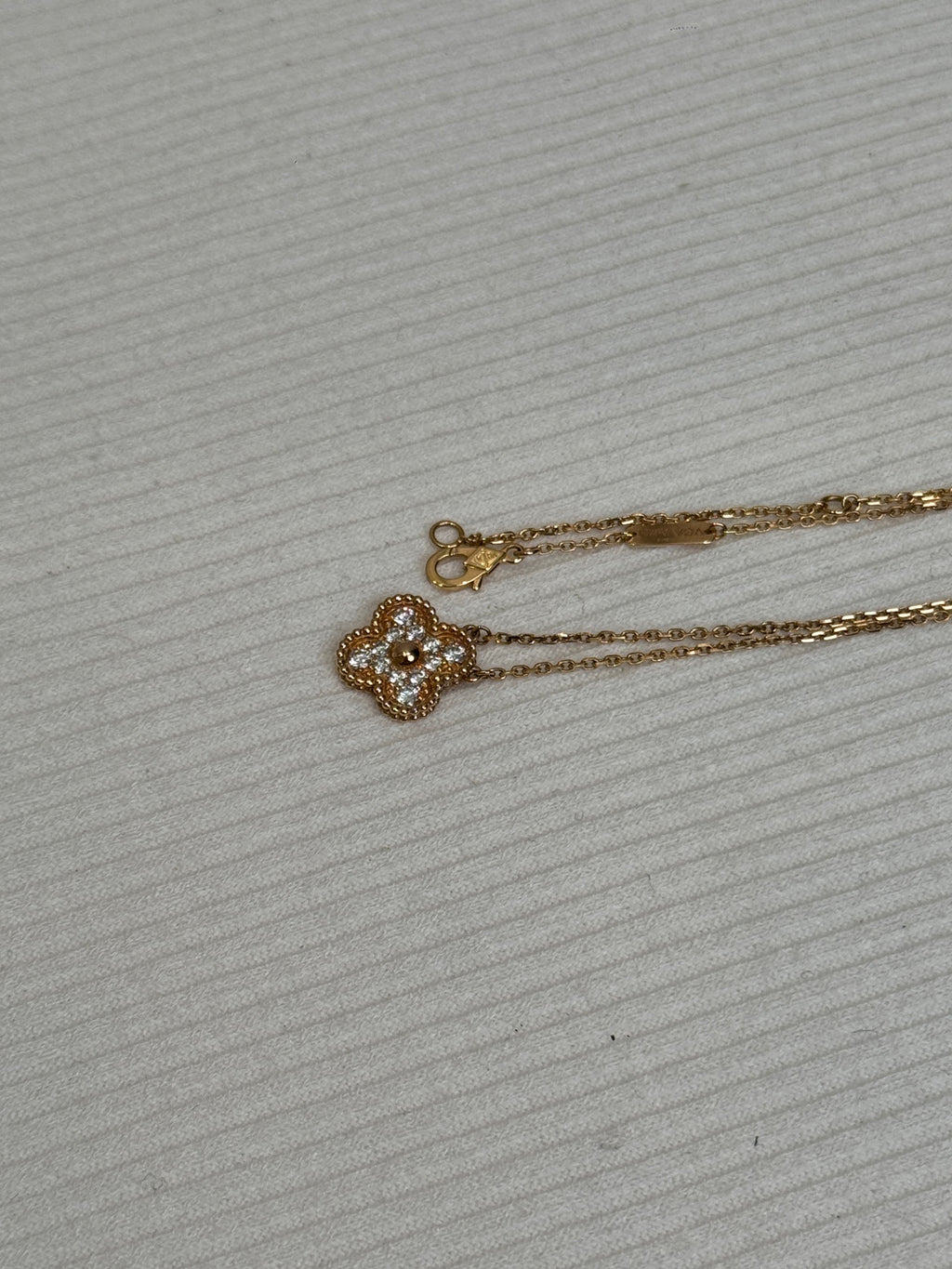 Van Cleef & Arpels Rose gold Necklace