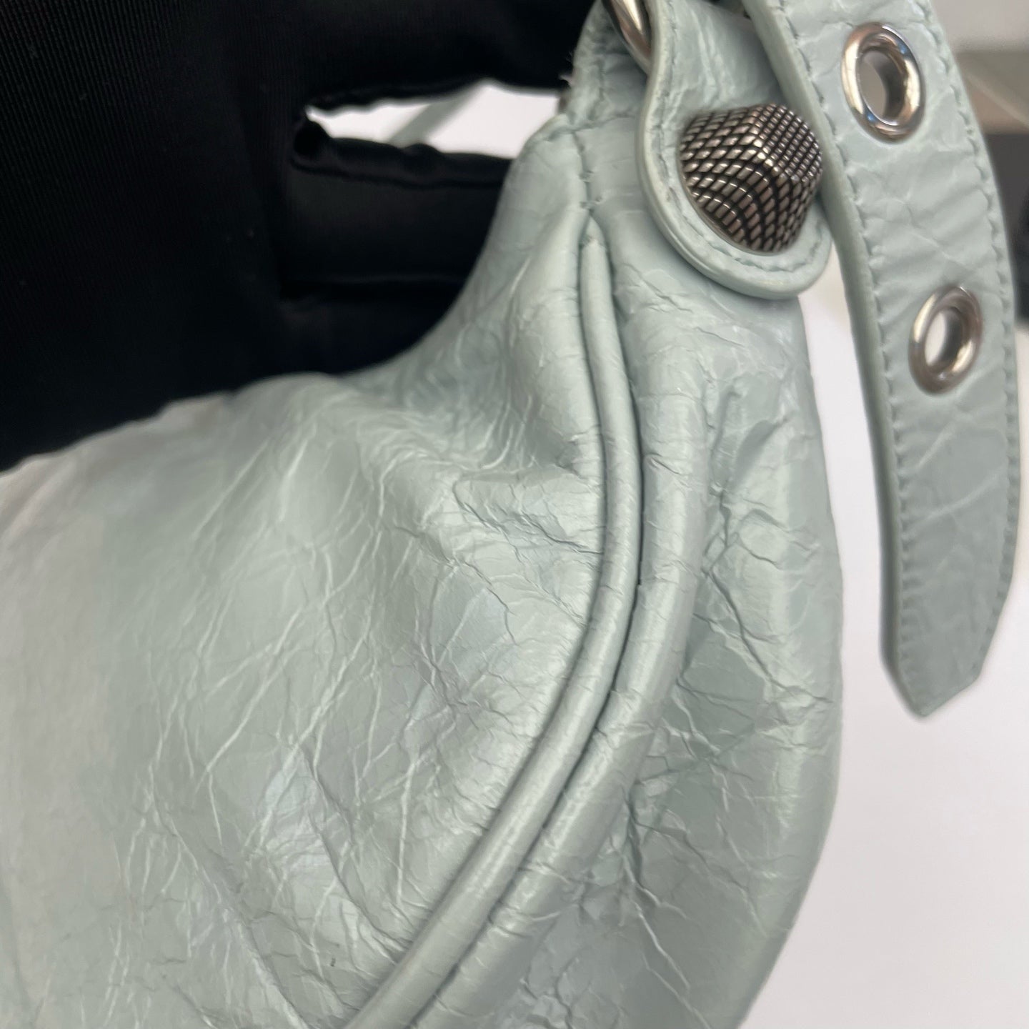 Balenciaga LE CAGOLE Leather Blue 6713091VG9Y4714