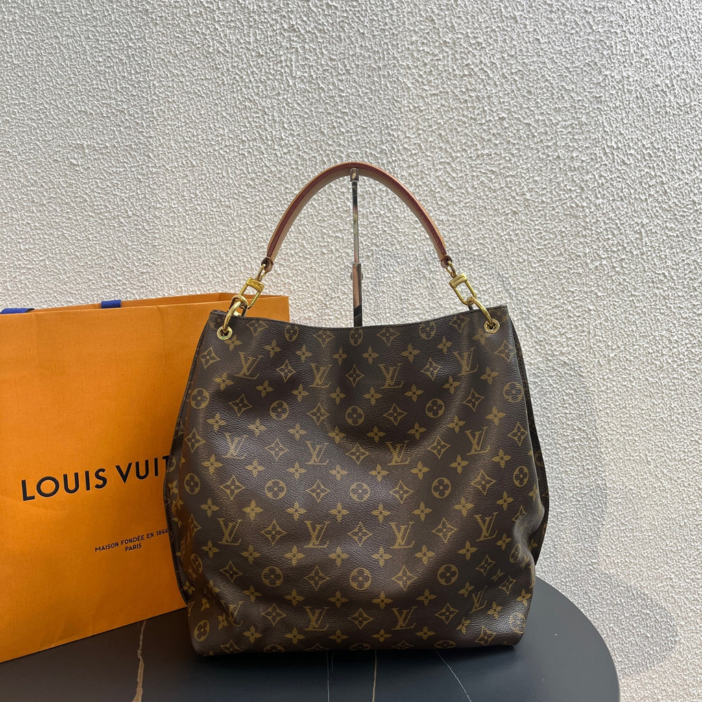 Louis Vuitton Shoulder Bag