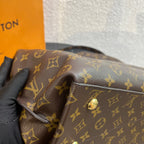 Louis Vuitton Shoulder Bag