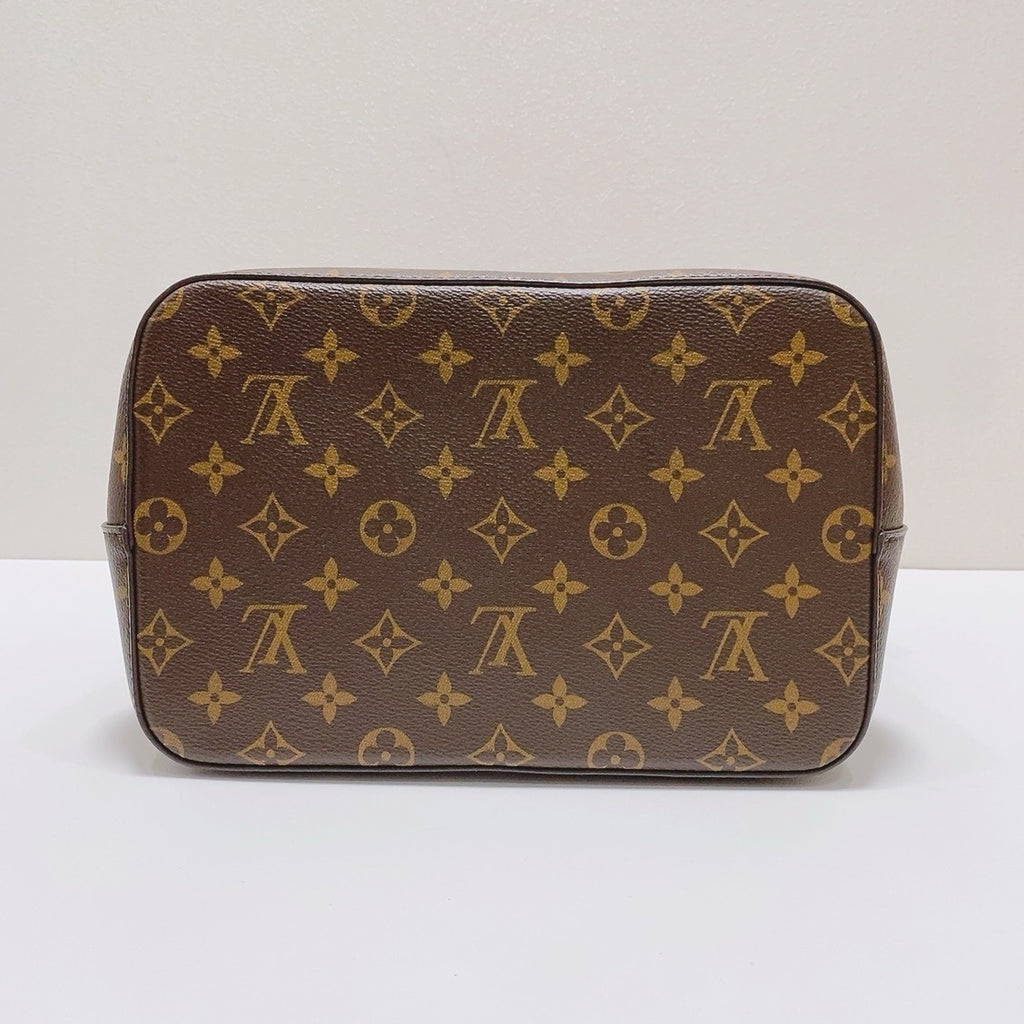 Louis Vuitton Bucket & Drawstring Bag
