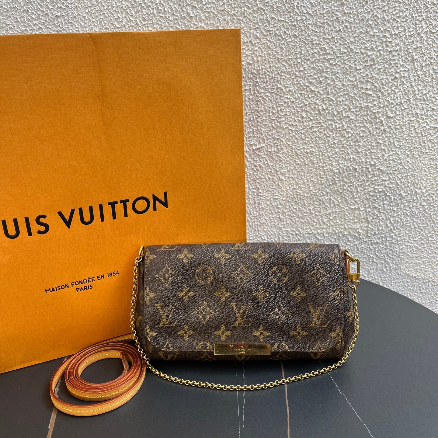 Louis Vuitton Crossbody