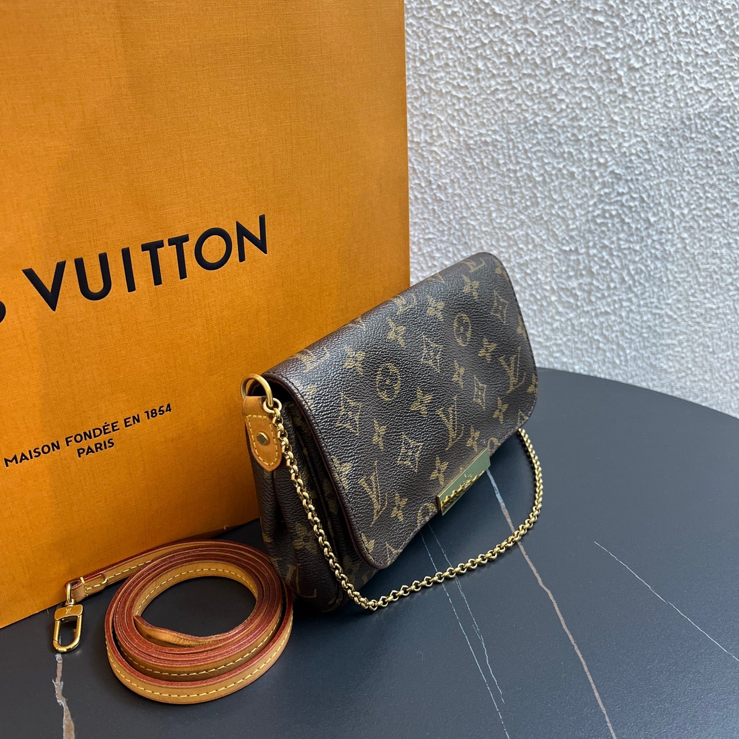 Louis Vuitton Crossbody
