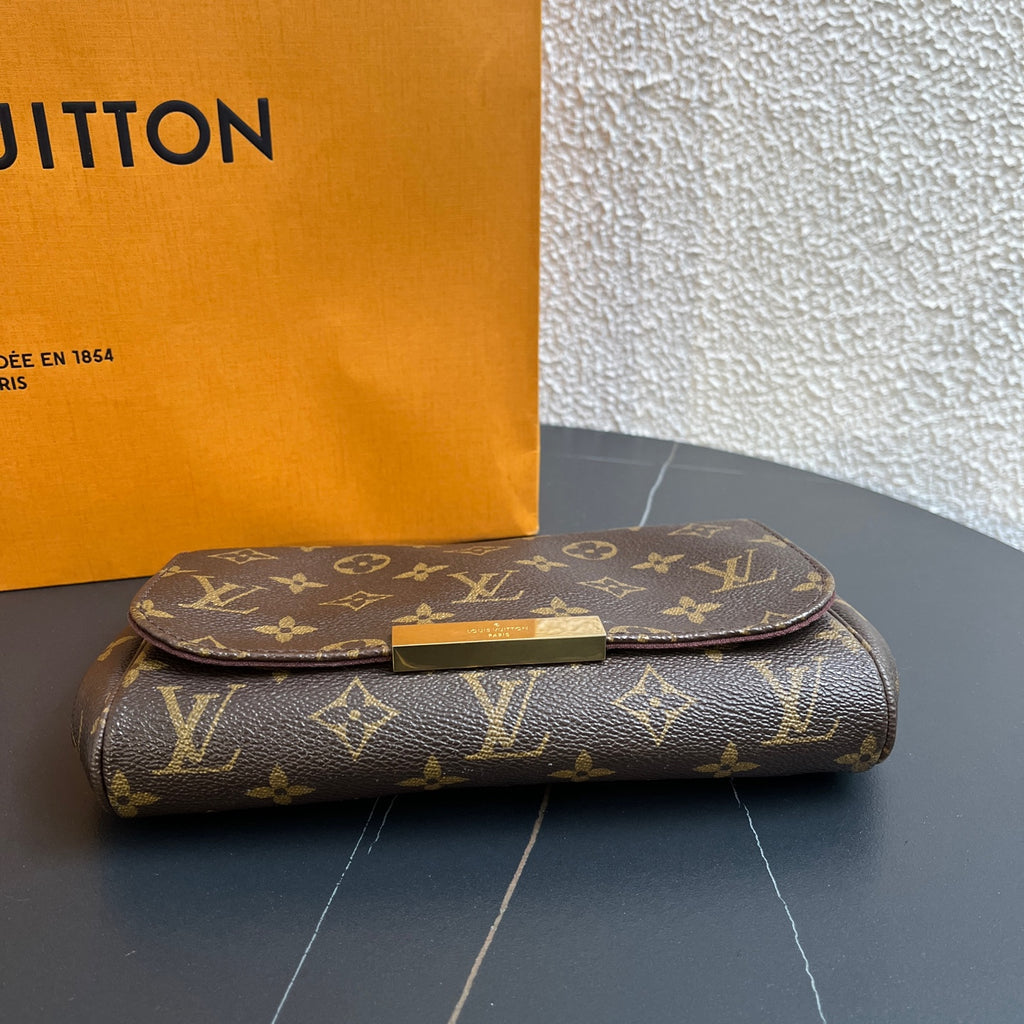 Louis Vuitton Crossbody