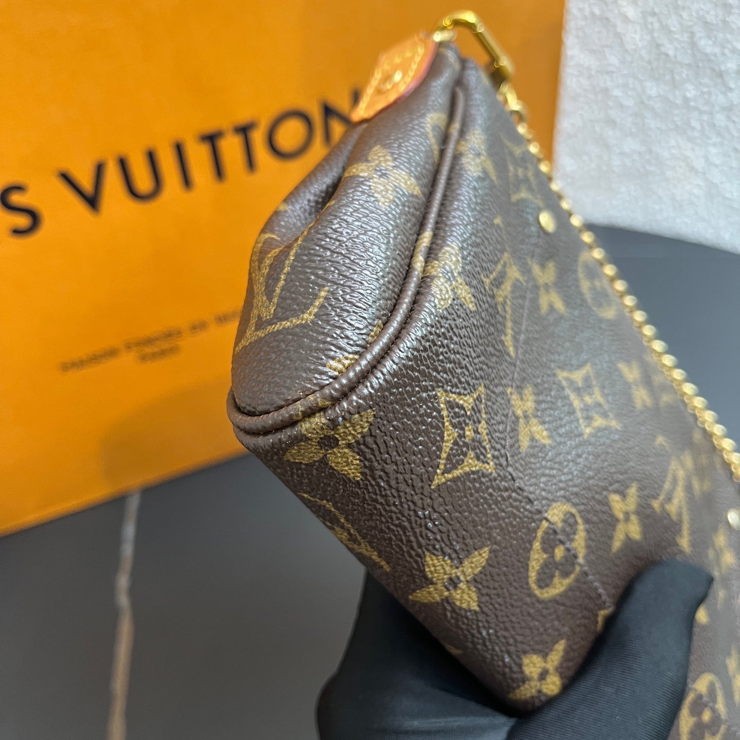 Louis Vuitton Crossbody