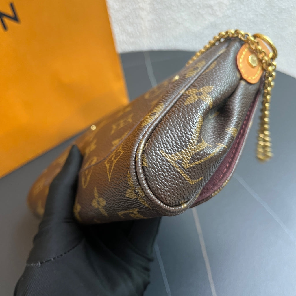 Louis Vuitton Crossbody