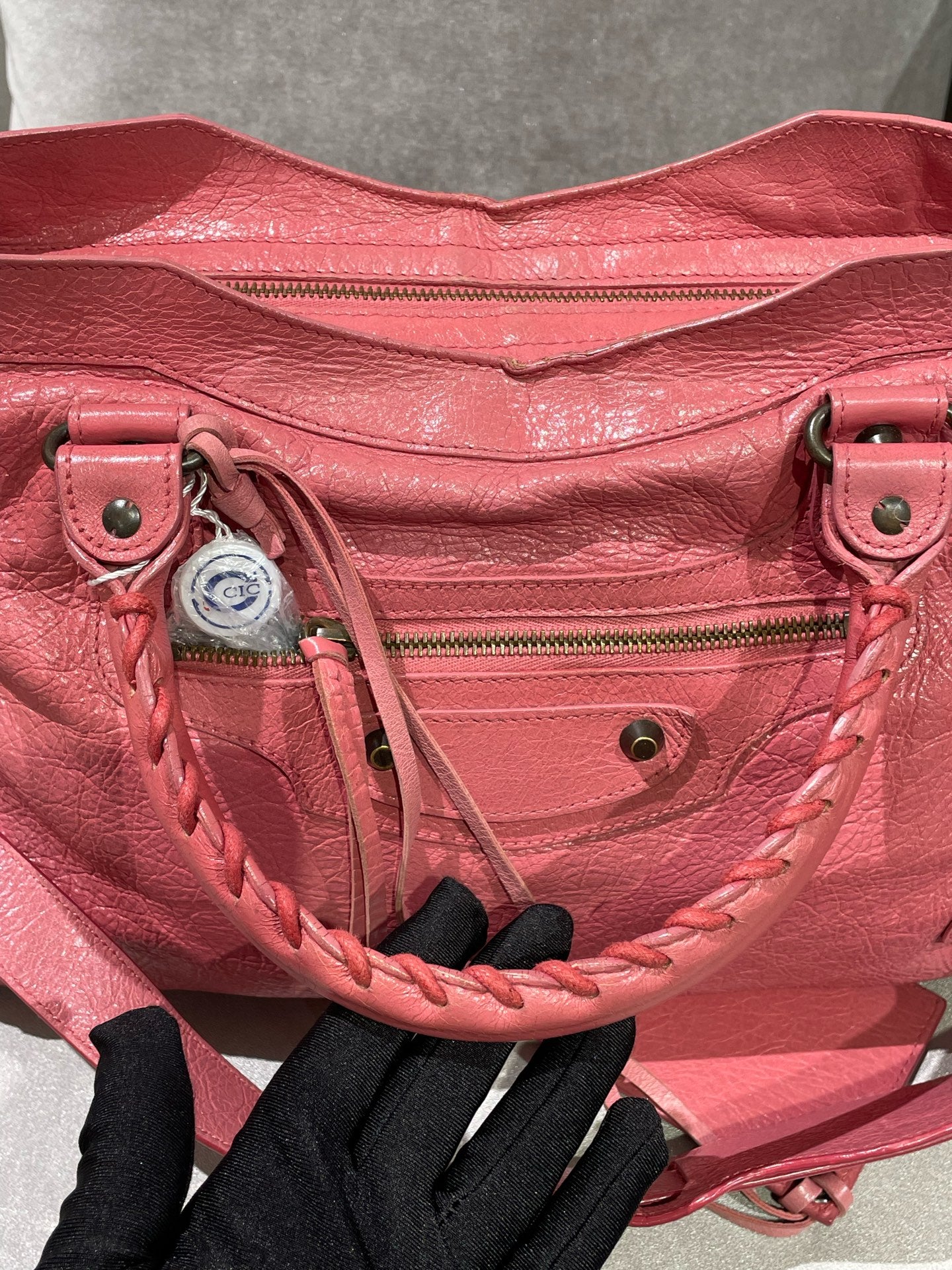 Balenciaga Pink Shoulder Bag 115748-D94JT-6680