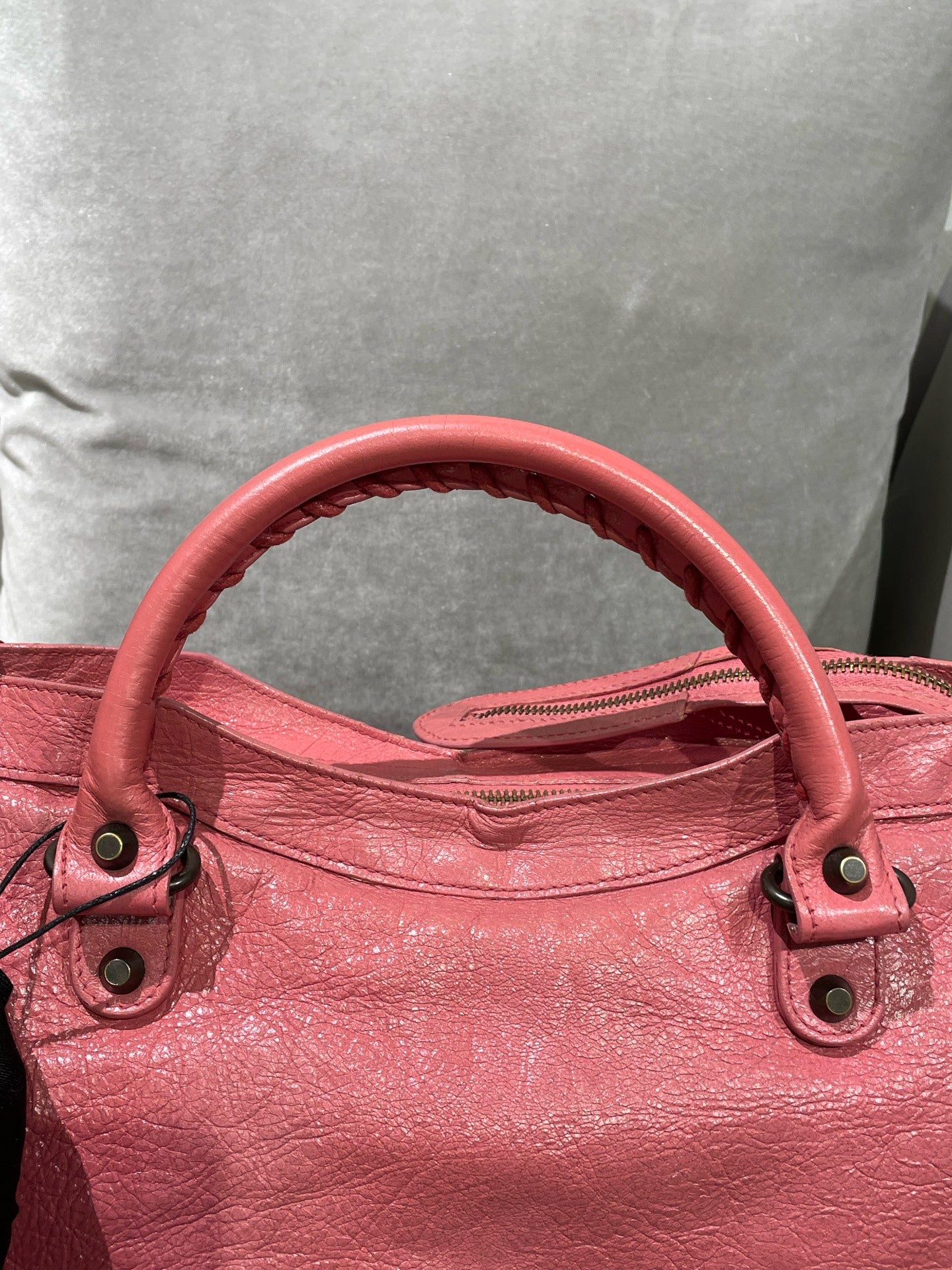 Balenciaga Pink Shoulder Bag 115748-D94JT-6680