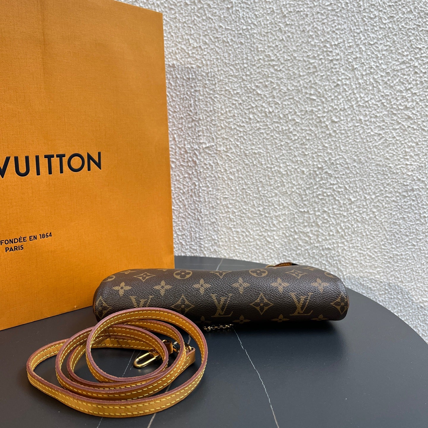 Louis Vuitton Crossbody