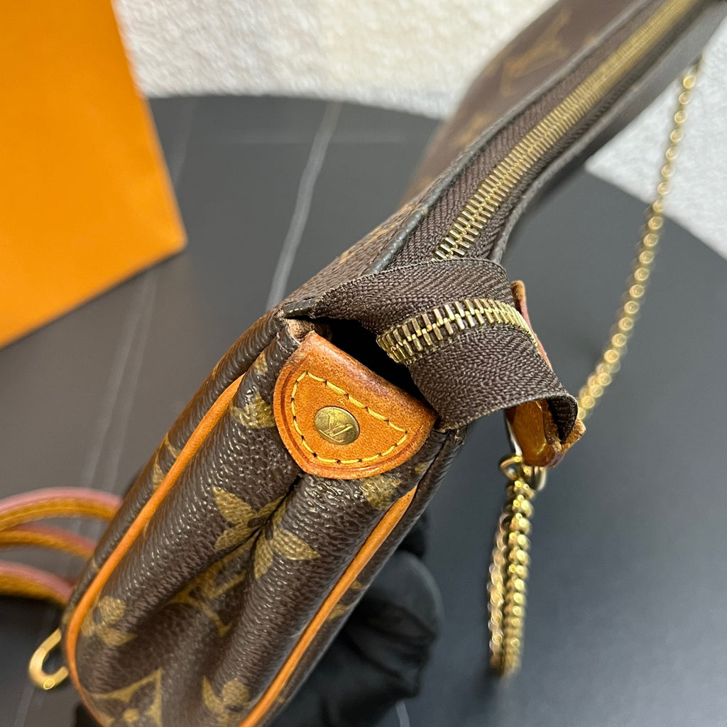 Louis Vuitton Crossbody