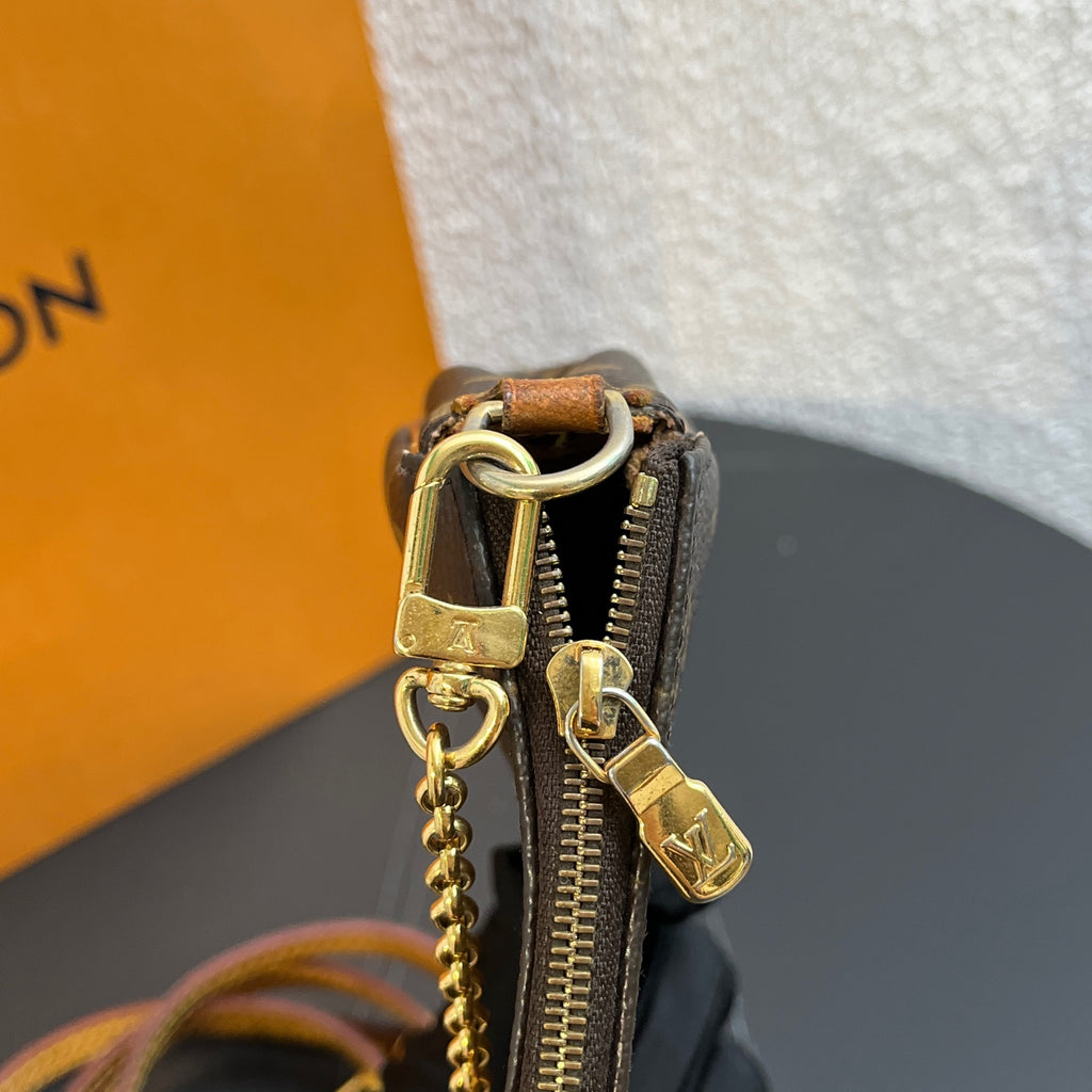 Louis Vuitton Crossbody
