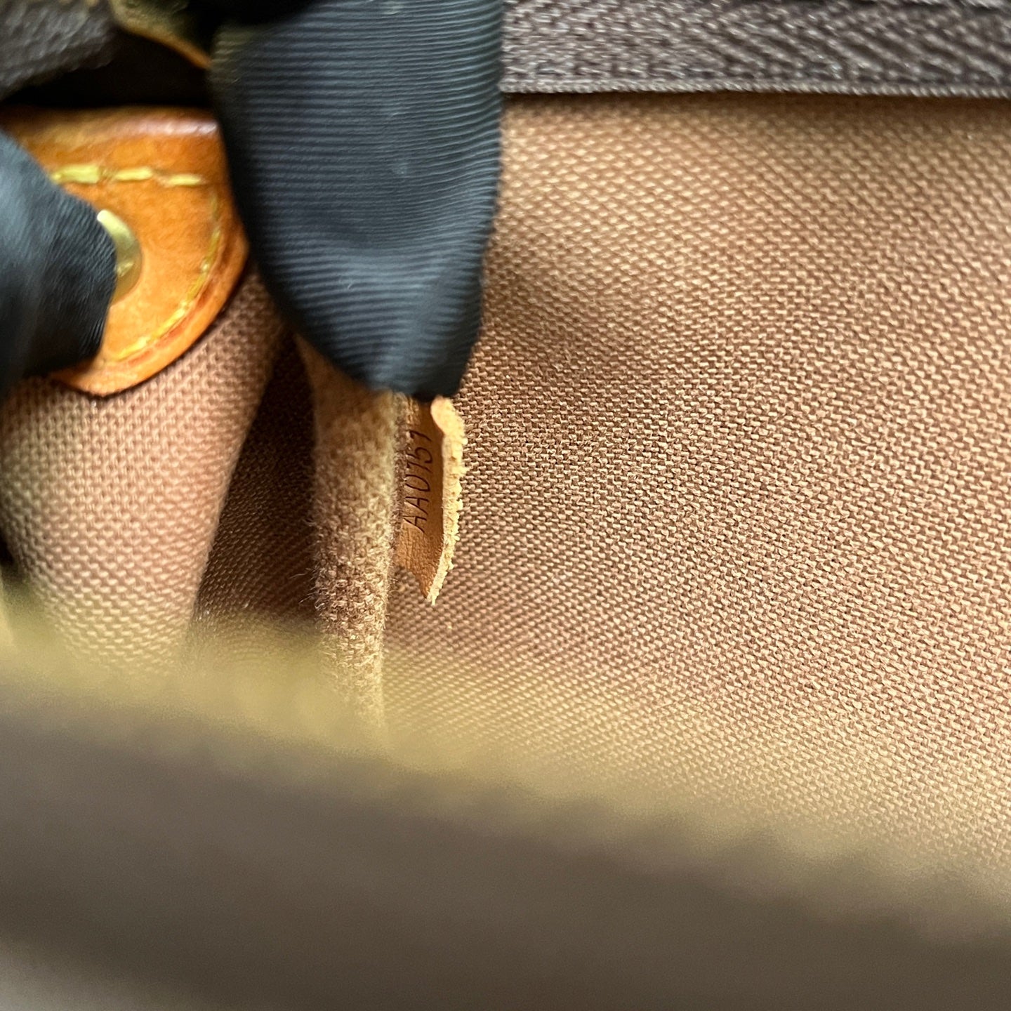 Louis Vuitton Crossbody
