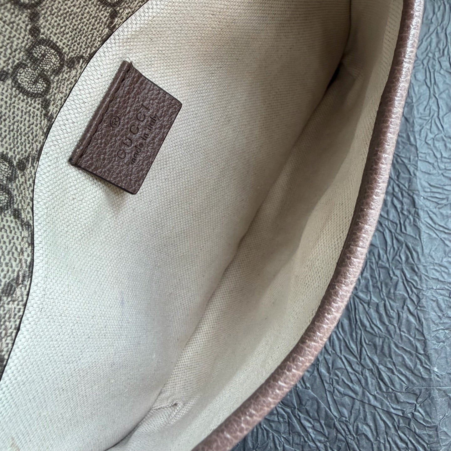 Gucci Sling Bag