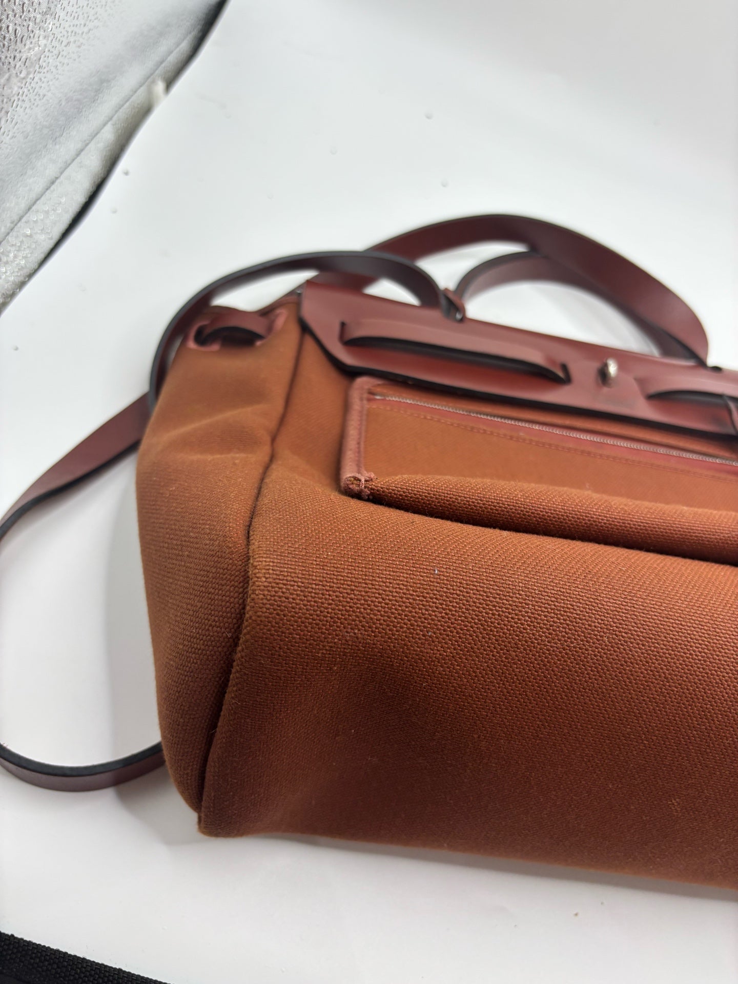 Hermes Red