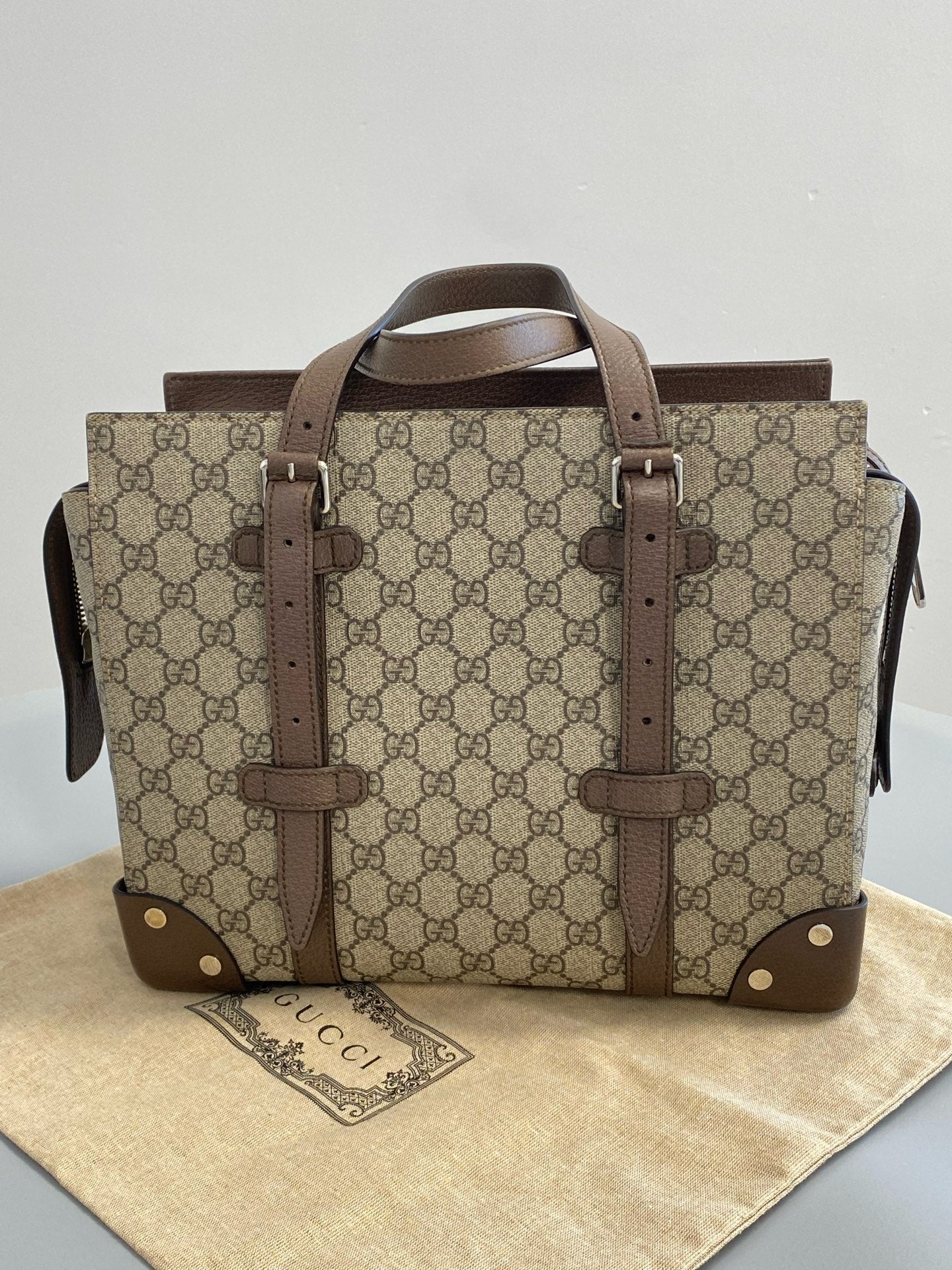 Gucci Brown Satchel 64381492TDN8358
